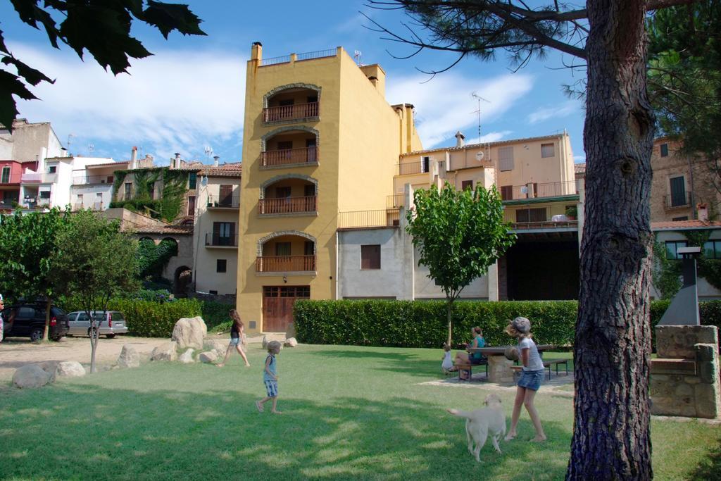 Apartamentos Cal Ratero Macanet De Cabrenys Room photo